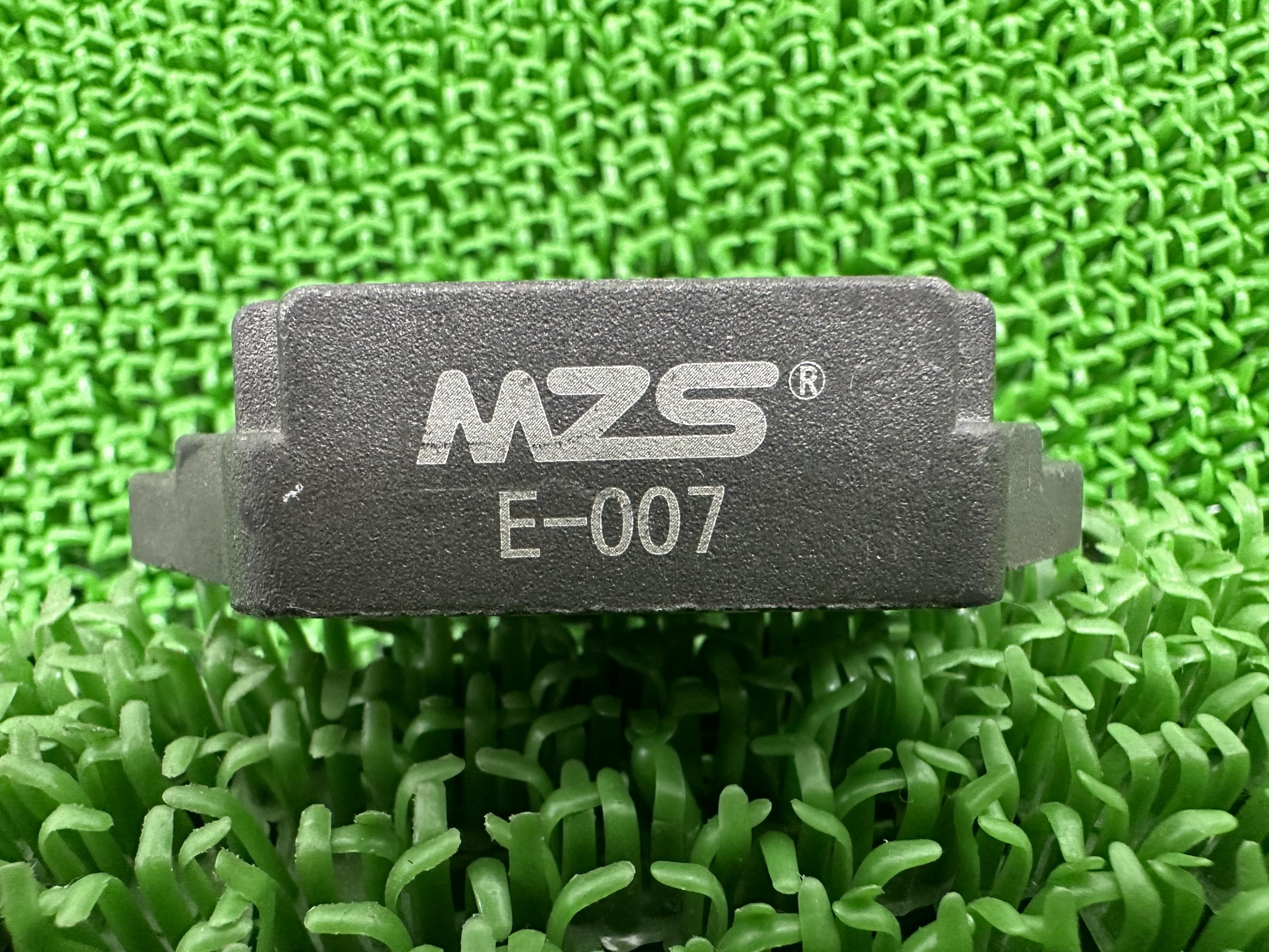 MZS производства V twin Magna 250 регулятор неоригинальный б/у MC29 регулятор ректификатор - функциональный без проблем CB400SF Hornet 250
