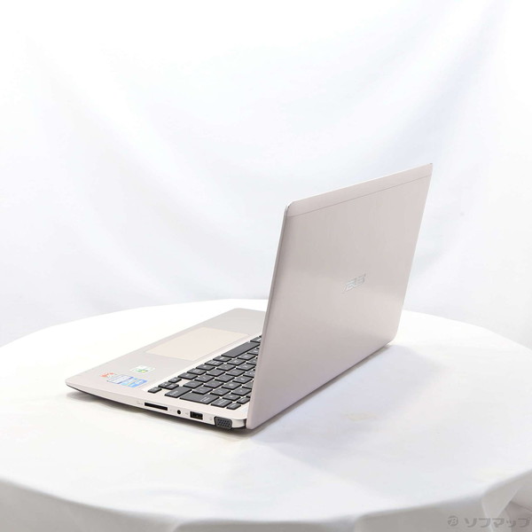 ASUS VivoBook シャンパンゴールド ［X202E-CT3217G］ 2012年秋冬モデル