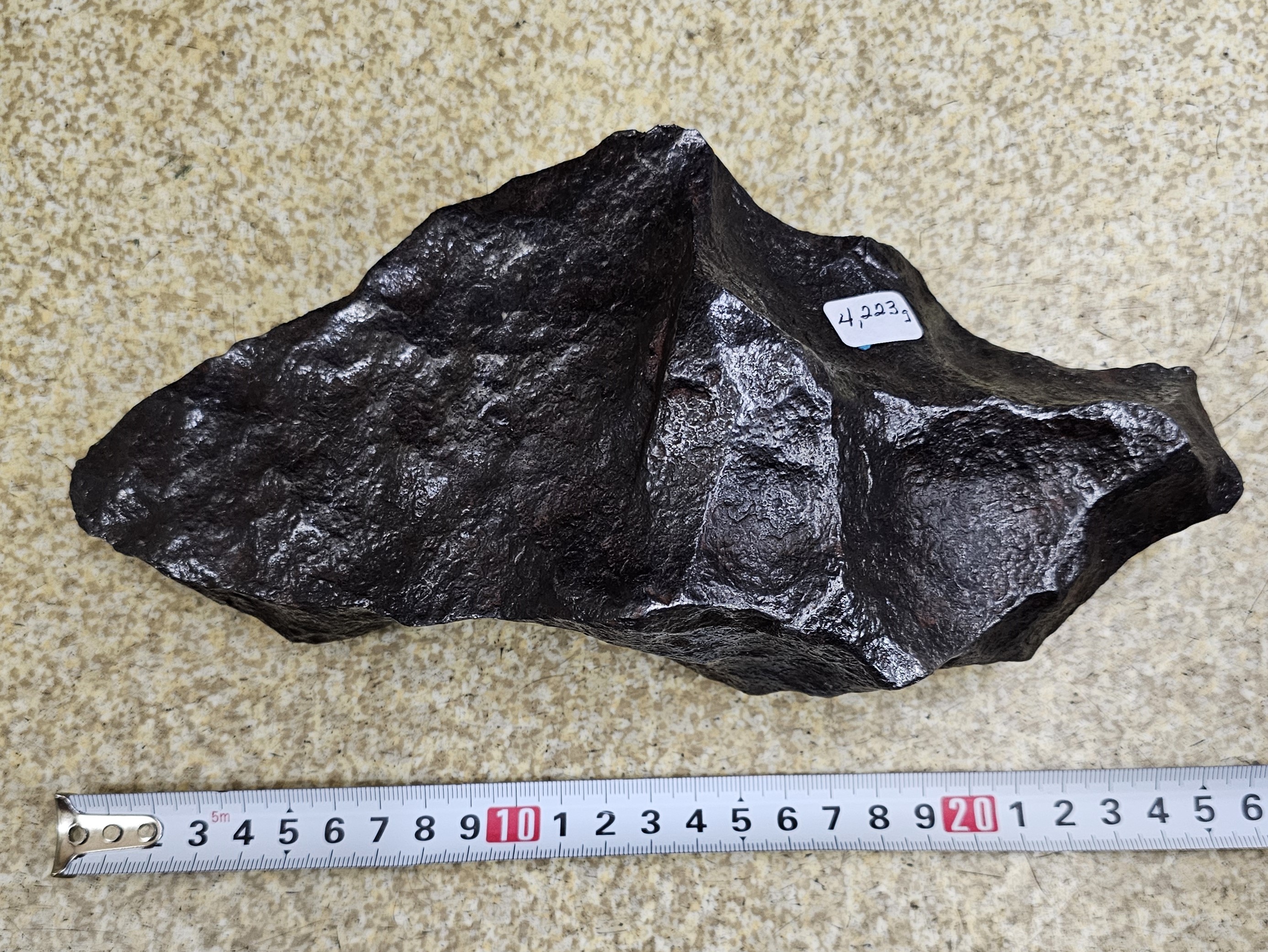 gi Beo n необогащённая руда [ большой ]4.24kg совершенно body Gibeon meteorite металлический метеорит 