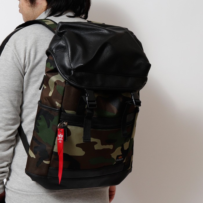 希少　迷彩バックパック USロゴ付き 楽天市場】マンハッタンポーテージ リュック（柄カモフラージュ