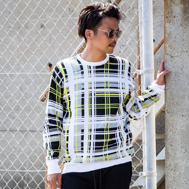 初売り】 最高級品 バーバリー ロンドン ラムウールニットセーター 三