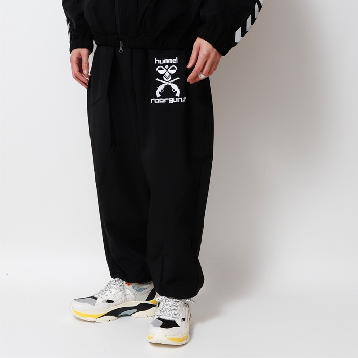 未使用 roarguns ロアーガンズ スウェットパンツ roar guns（ロアーガンズ） roarguns×hummel ヒュンメル ストレッチ