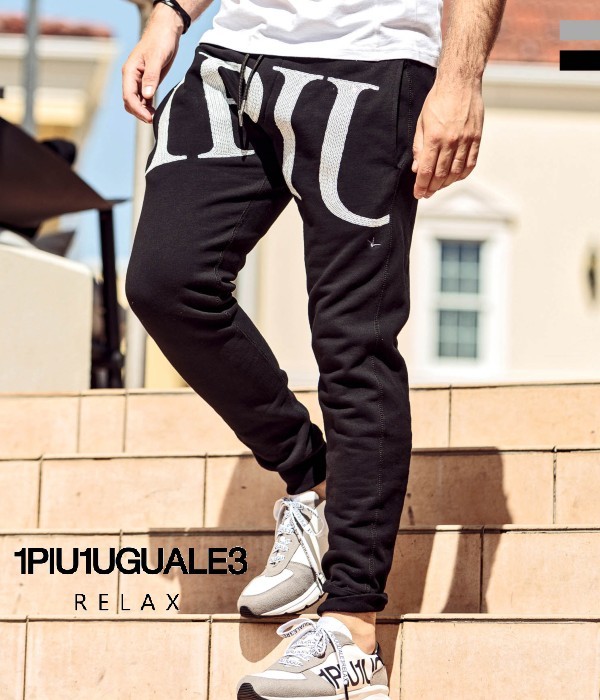 新品タグ付　1piu1uguale3 ネイビー デルピエーロ　スウェットパンツ 新品タグ付 1piu1uguale3 ネイビー デルピエーロ スウェット
