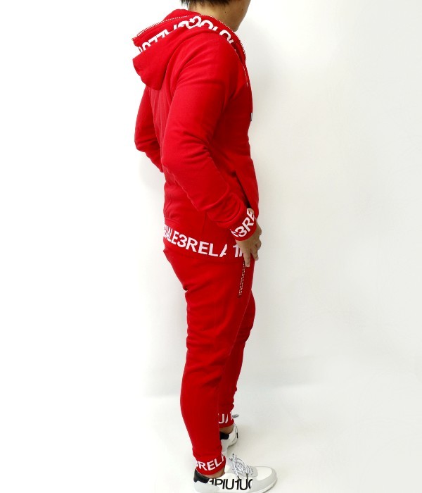 1PIU1UGUALE3 RELAX ウノピゥウノウグァーレトレ リブロゴパーカー