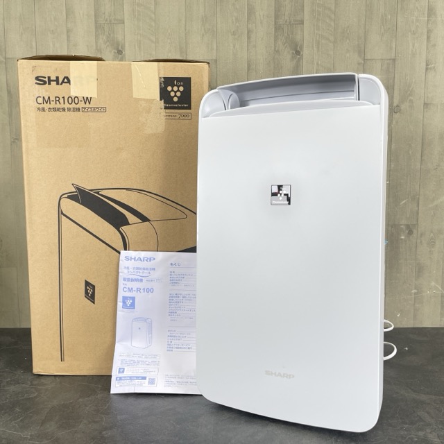  clothes dry dehumidifier cold manner [ exhibition goods ] SHARP sharp CM-R100 2024 year made compact cool 1 pcs 4 position [ used ]074041 / 20994