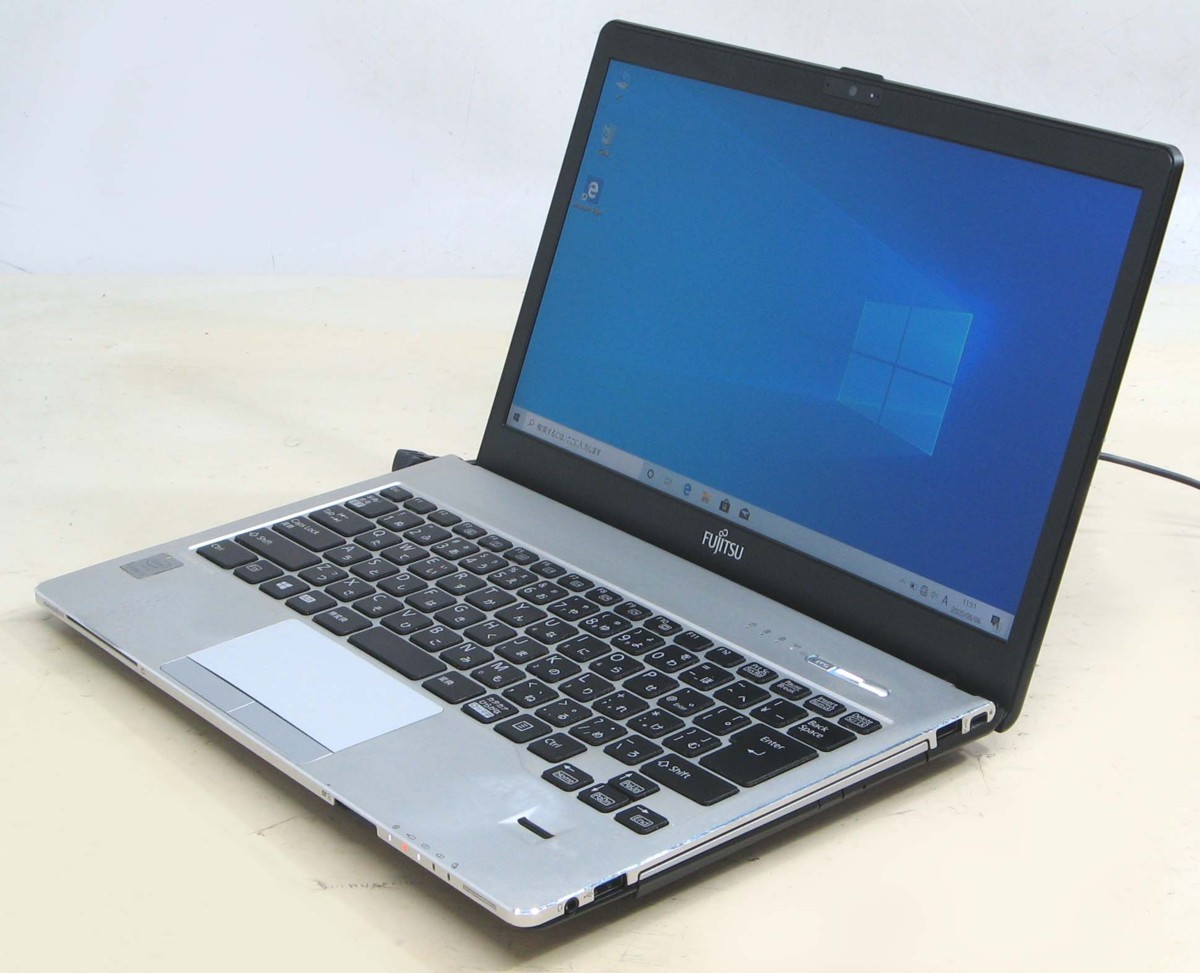 富士通 LIFEBOOK S935/K ［FMVS03002］ 2015年1月発表モデル 標準構成 LIFEBOOK LIFEBOOK S Windowsノートの商品画像