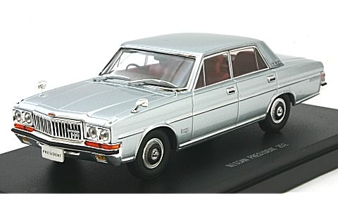 エブロ NISSAN PRESIDENT 252 SILVER （1/43スケール 45307） おもちゃのミニカーの商品画像