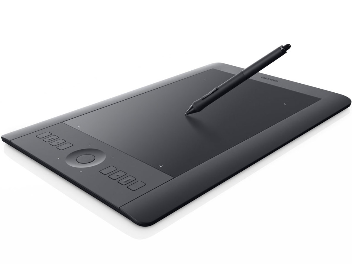 ワコム Intuos Pro Medium PTH-660/K0 ペンタブレット Amazon.com: Wacom pen tablet Intuos Pro Medium [new model