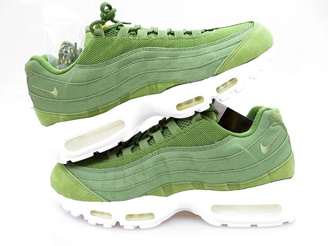 STÜSSY × AIR MAX 95 "OLIVE"（2015） 834668-337 （オリーブ/ホワイト）