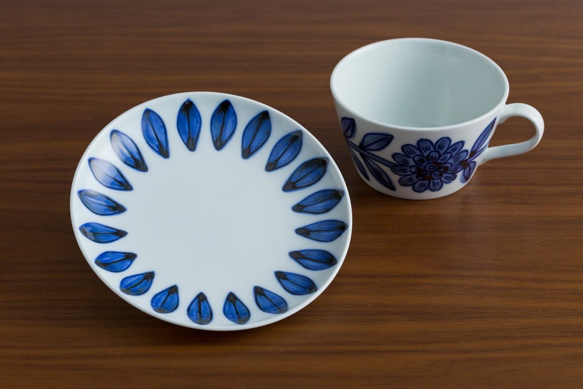  wave . see . west mountain kiln Daisy daisy mug &15cm plate blue blue coffee cup & saucer Northern Europe tableware plate Japanese-style tableware ceramics Mother's Day discount . thing gift 