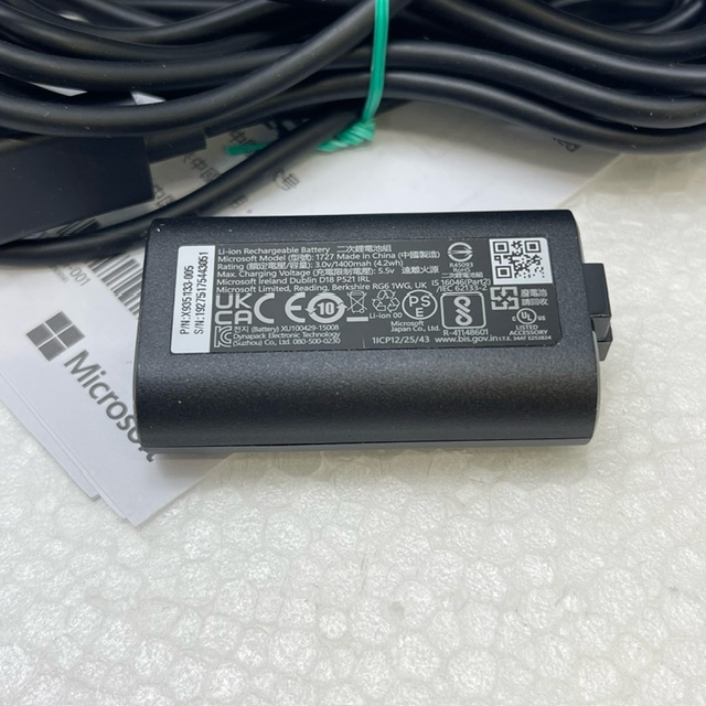  Microsoft SXW-00004 Xbox заряжающийся аккумулятор + USB-C кабель 