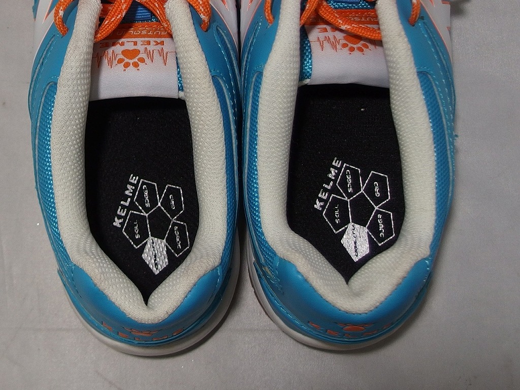 kerumeKELME FELINE OXO Индия a пальто для футзал обувь 
