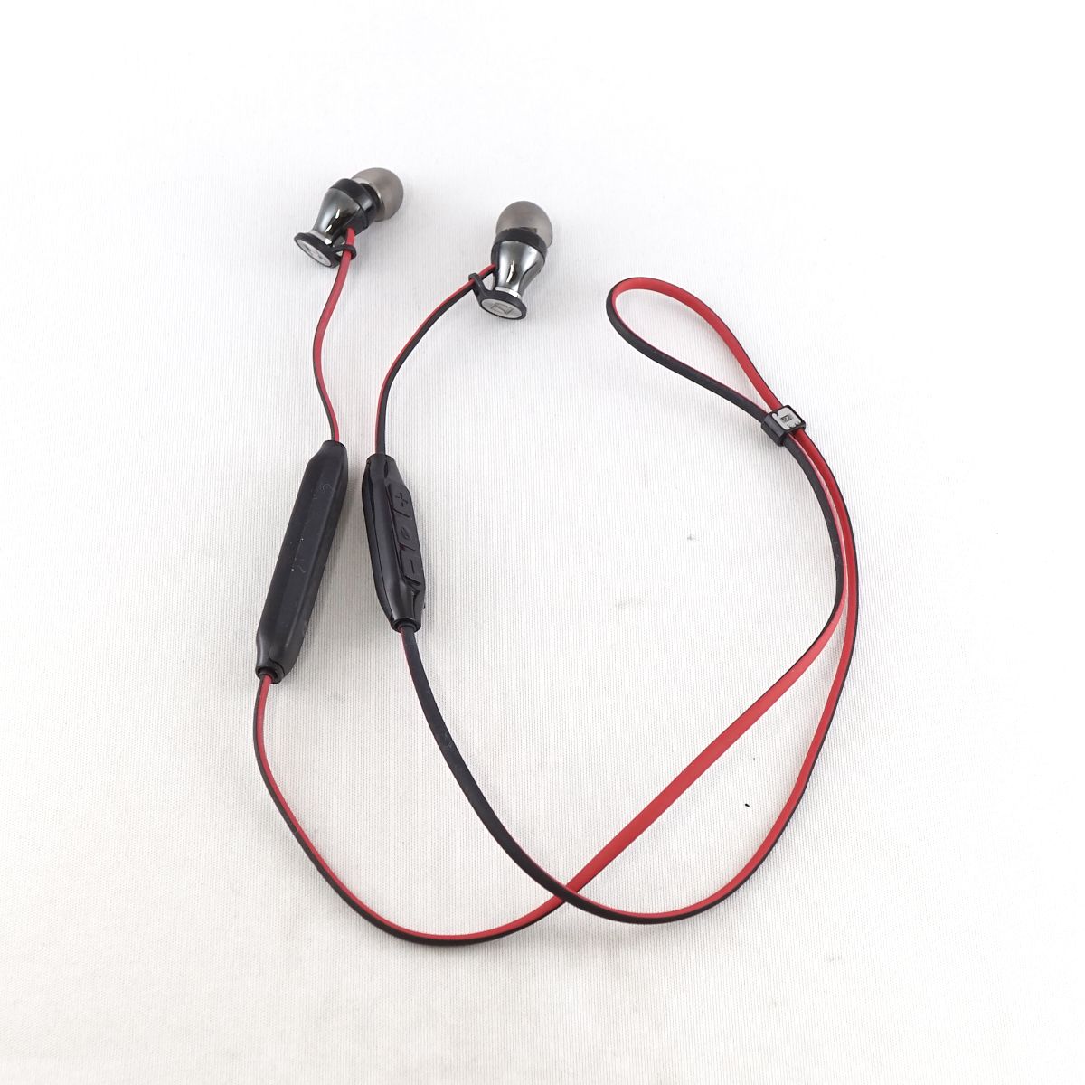 SENNHEISER - お茶　ゼンハイザー 　M2IEBT SW Black SENNHEISER MOMENTUM Free M2 IEBT SW Black イヤホン本体 - 最