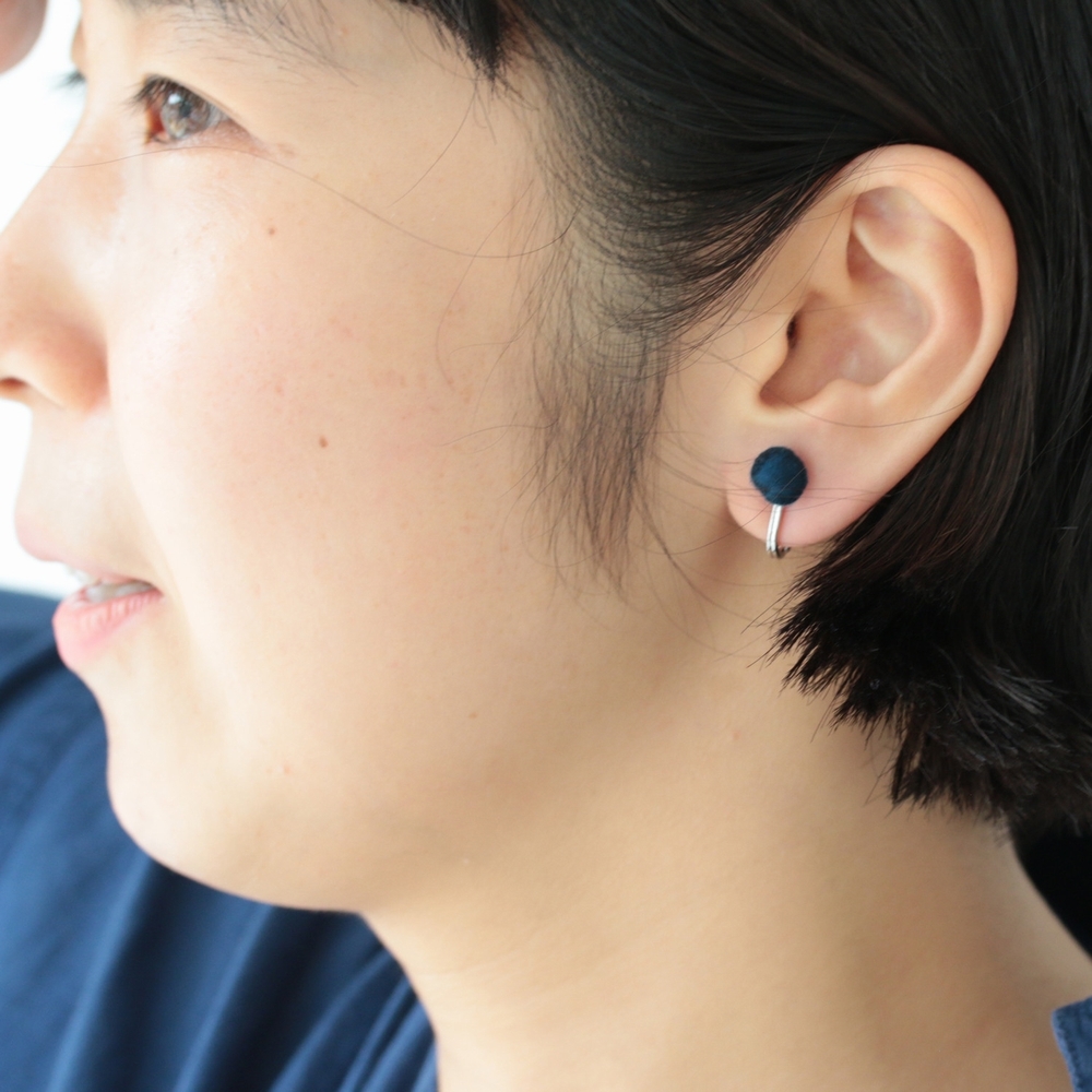 トリプルオゥ ピアス スフィア プラス キュプラ 旅する色 T3 ヤチムン ネイビー Sp004 Tabi01 トリプルオー 000 Ooo Tripleo 糸 刺しゅう 刺繍 軽い 紺 B2849 T3 P やさしいおみせ Yahoo 店 通販 Yahoo ショッピング