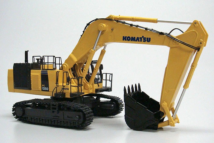 京商)　KOMATSU PC1250　ショベルカー　ラジコン　ジャンク 京商 1/50 KOMATSU PC1250 油圧ショベル コマツ ラジコン バックホウ