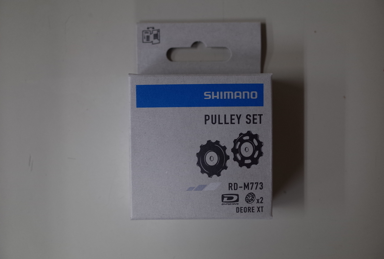 SHIMANO( Shimano ) PULLEY SET( pulley set ) RD-M773 Y5XF98130