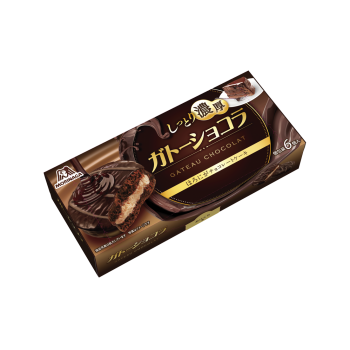 gato- chocolate 6 piece insertion 1 piece forest . confectionery ( stock )