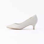 ポインテッドトゥ　パンプス