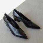 フォルムヒールポインテッドパンプス