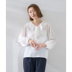 ラッフルブラウス
