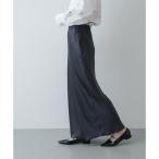 サテンアイラインスカート