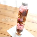 ストロベリーチョコカラーのかわいいハーバリウムギフト