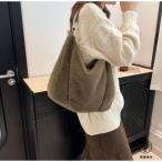 ショルダーバッグ 斜め掛け レディース ェイクファー ふわふわ 可愛い 秋冬 小物入れ オシャレ 軽量 大容量 自分用 普段用 プレゼント