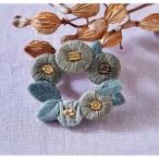 ピース 刺しゅうキット k.omono fioret wreath brooch ブローチ kahki PHC-034-3