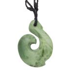 フィッシュフック艶消し貴重ジェイドカーヴィングマオリヘイマタウネックレスハ...