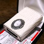 ショッピングzippo 革巻きZIPPO リザード革 ホワイト 天然石 ジッポ 白 革製 ZIPPO ハウライト カッコイイ 手縫い ハンドメイド 癒し デトックス ワイルド アメリカン