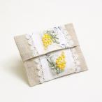 ミニティッシュケース 約10x12cm ポケットティッシュケース リボン刺繍 上品 可愛い ミモザ 手刺繍 1857