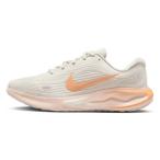 ナイキ(NIKE) 2025 HO レディース Journey Run ジャーニーラン ロード ランニングシューズ FJ7765-116 セイル×オレンジC×ヴァバI(25y11m)