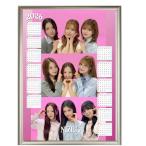 NiziU ニジュー 2026 A4 フォトフレーム付き 壁掛け カレンダー 韓流 グッズ fx115-12