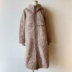 ショッピング分けあり 【20％OFF SALE】アルベロベロ(Alberobello)キルティング＆フラワープリント ロングコート（ベージュ×エメラルドグリーン）【2025 WINTER COLLECTION】送料無料