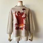 ショッピングSALE品 【50％OFF SALE】アルベロベロ(Alberobello)オレボレブラブローチ付き ぶたさん柄  ニットプルオーバー（生成）【2024 AUTUMN COLLECTION】送料無料