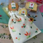  Вьетнам цветочный принт вышивка. мешочек ввод конфеты маленький подарок ~ Wakayama производство фрукты . жарение включено .. жарение кондитерские изделия 3 шт ( бисквитный торт, Madeleine, капкейк ) подарок,. праздник ..