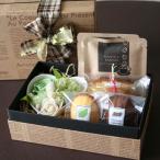 【送料込】『グリーンハート,カフェ,ギフトBOX』和歌山産フルーツの焼き菓子とコーヒーとプリザーブドフラワーのハート型アレンジ【花とスイーツギフト】母の日