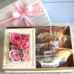 【送料込】プリザーブドフラワーミニフレームとお菓子のGiftBox(ピンク)額アレンジ,フルーツの焼き菓子,レモングラス紅茶【花とスイーツギフト】母の日