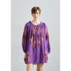 ヴァネッサ ブリューノ ワンピース 