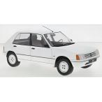 [ предварительный заказ ]25 год продажа Peugeot 205 1984 белый MCG 1/18