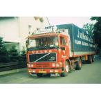 【予約】2020年1-3月以降発売予定Van der Kwaak VOLVO F10 4X2 カーテンサイダートレーラー/模型 WSI 1/50