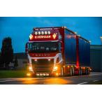 【予約】8-10月以降発売予定E. Verhaar Transport; VOLVO FH4 GLOBETROTTER XL 6X2 TAG AXLE COMBI 7軸 トラック /WSI 建設機械模型 工事車両 1/50