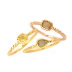 数量限定 ファンシーカラーダイヤモンド リング ダイヤは縦向き、横向き選べます  PT900 K18 K10対応  誕生石 4月