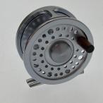 ** Coatac fly reel COMA-6 немного царапина . загрязнения есть 