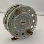 ** KINEYA fly reel 305 корпус только царапина . загрязнения есть 