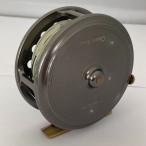 ** Caps fly reel Classic Trout немного царапина . загрязнения есть 