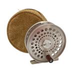 ** ufm Ueda fly reel can ta-ta2300 CANTATA немного царапина . загрязнения есть 