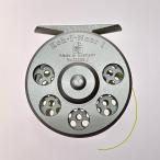 VV RST fly reel ko Hino -ru1 немного царапина . загрязнения есть 