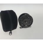 ** ORVIS fly reel CFOIII немного царапина . загрязнения есть 