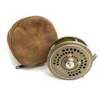 sage шалфей fly reel Hardy OEM 505L с футляром 3075 царапина . загрязнения есть 